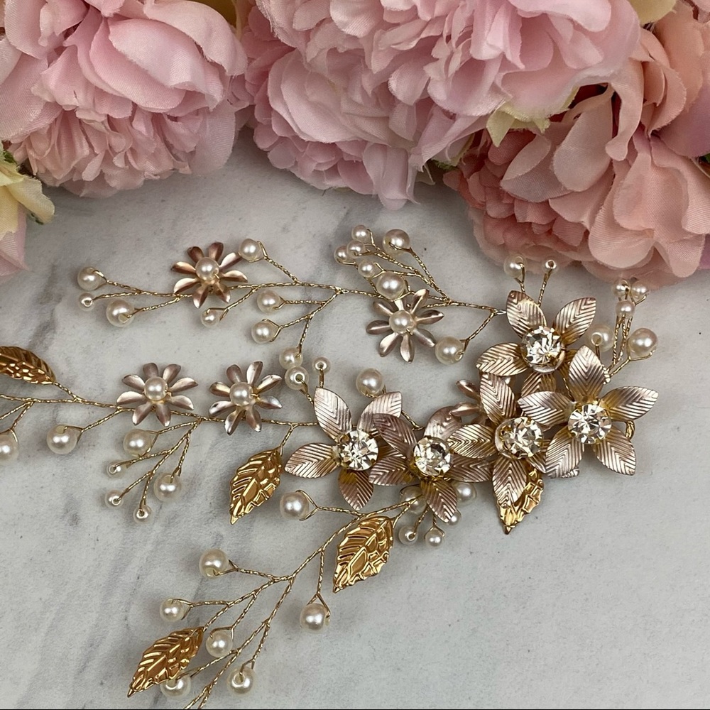 Renaissance Crystal Pearl Leaf Flower Headdress - Picture 9 of 16